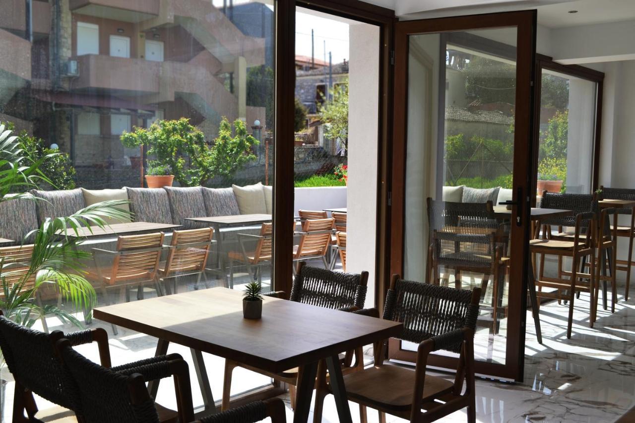 أفيتوس Iades Suites المظهر الخارجي الصورة
