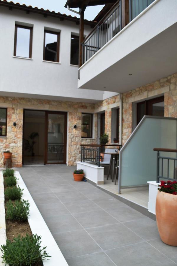 أفيتوس Iades Suites المظهر الخارجي الصورة
