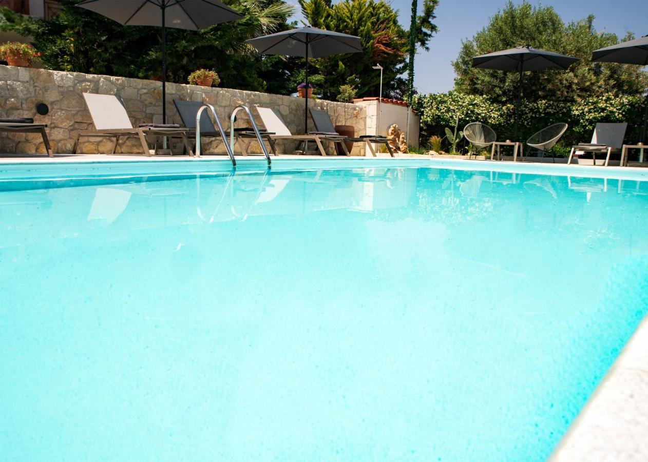 أفيتوس Iades Suites المظهر الخارجي الصورة