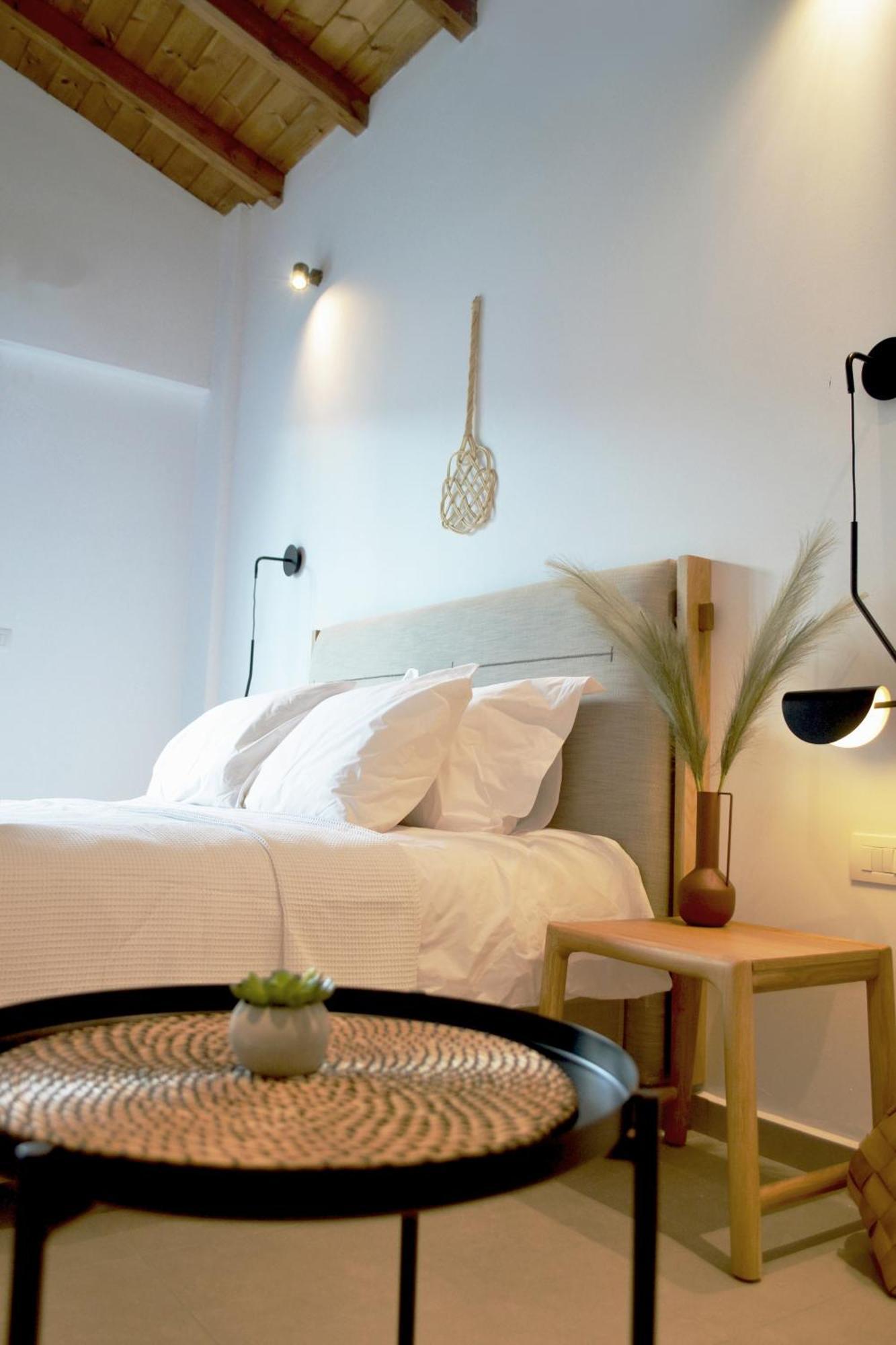أفيتوس Iades Suites الغرفة الصورة
