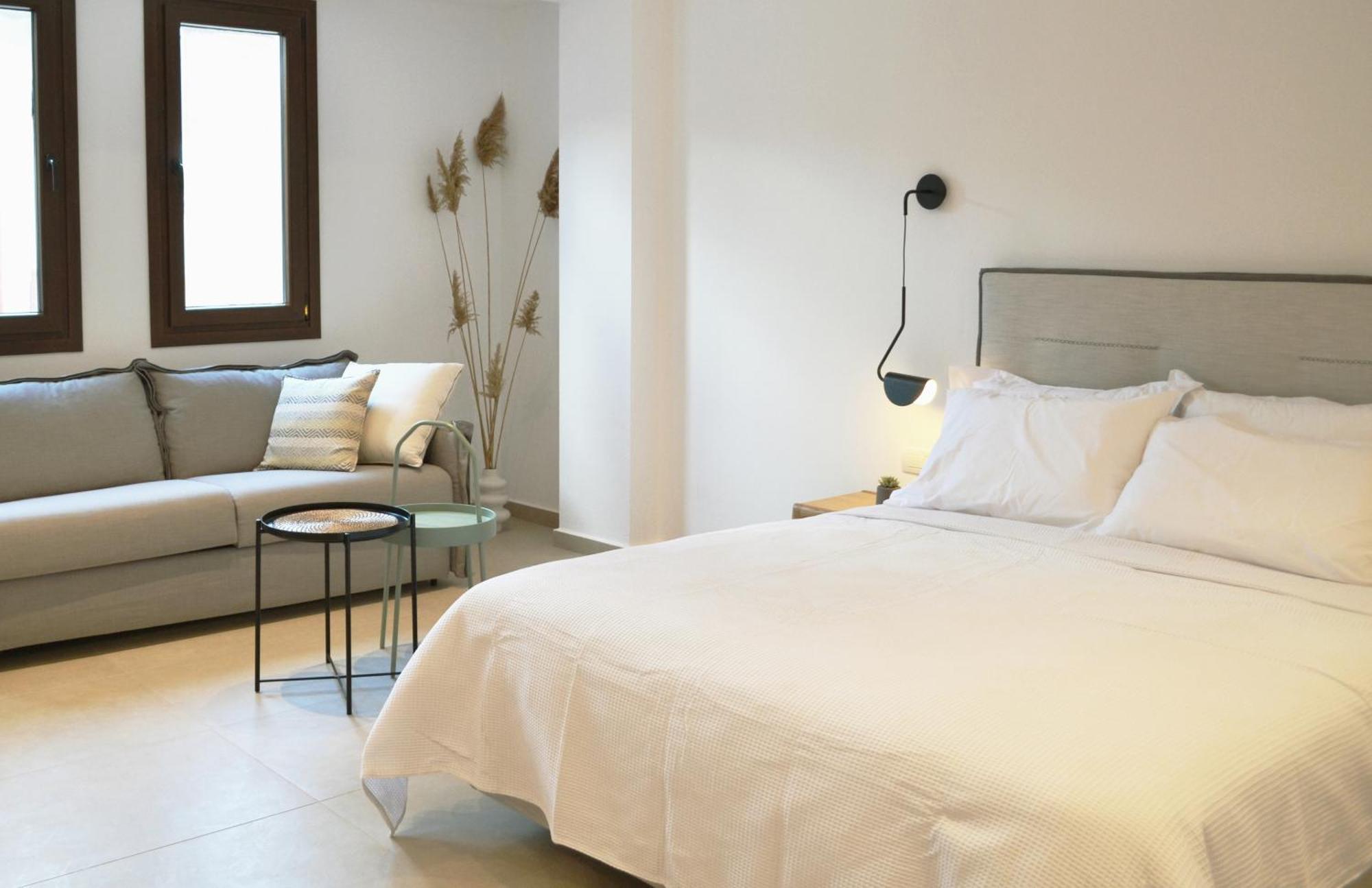 أفيتوس Iades Suites الغرفة الصورة